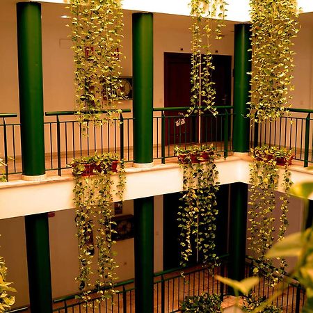 Apartamentos Vertice Bib Rambla Sevilla Kültér fotó