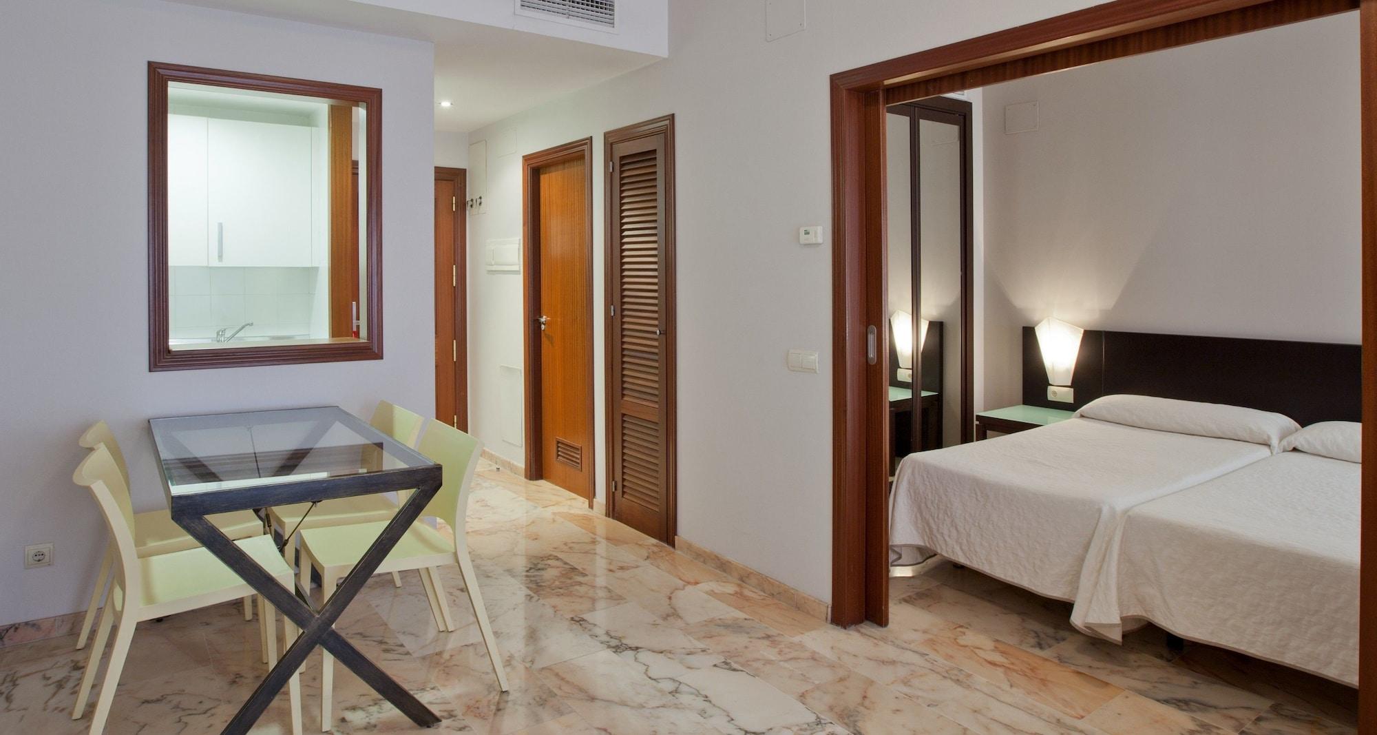 Apartamentos Vertice Bib Rambla Sevilla Kültér fotó