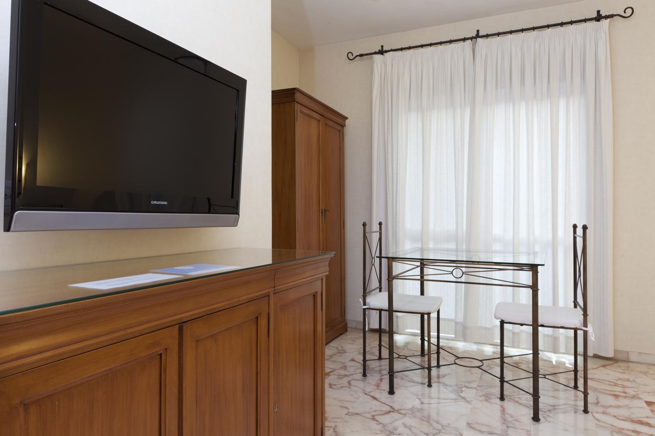 Apartamentos Vertice Bib Rambla Sevilla Kültér fotó