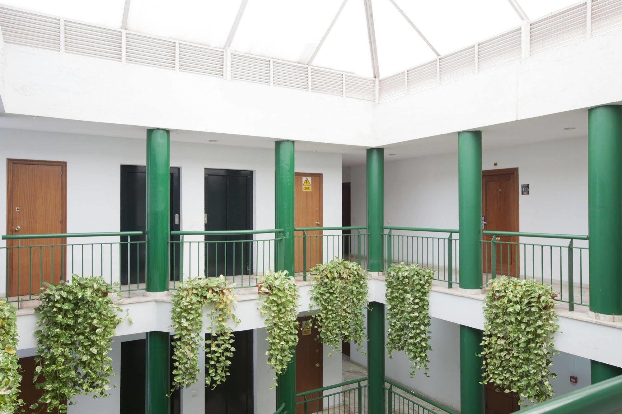 Apartamentos Vertice Bib Rambla Sevilla Kültér fotó
