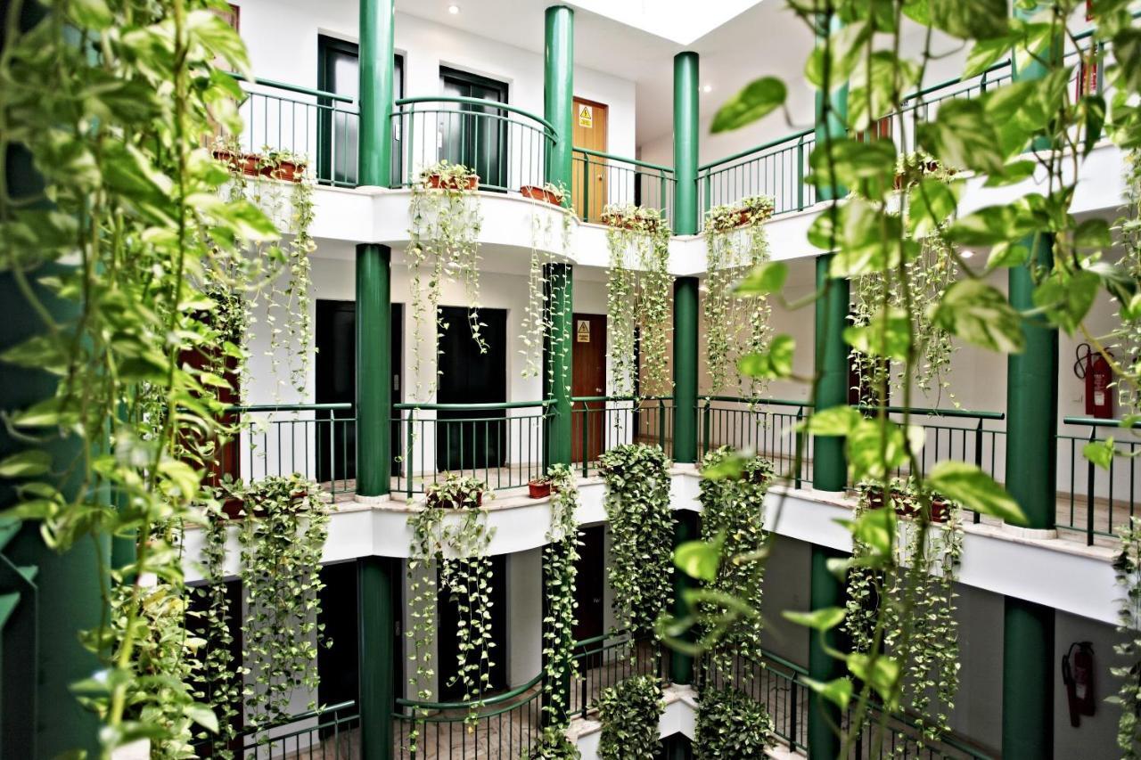 Apartamentos Vertice Bib Rambla Sevilla Kültér fotó